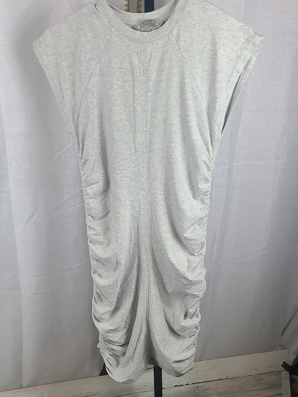ATHLETA Apres Short Sleeve Ruched Dress Stretch Jersey Light Heather Grey Small - Picture 3 of 5
